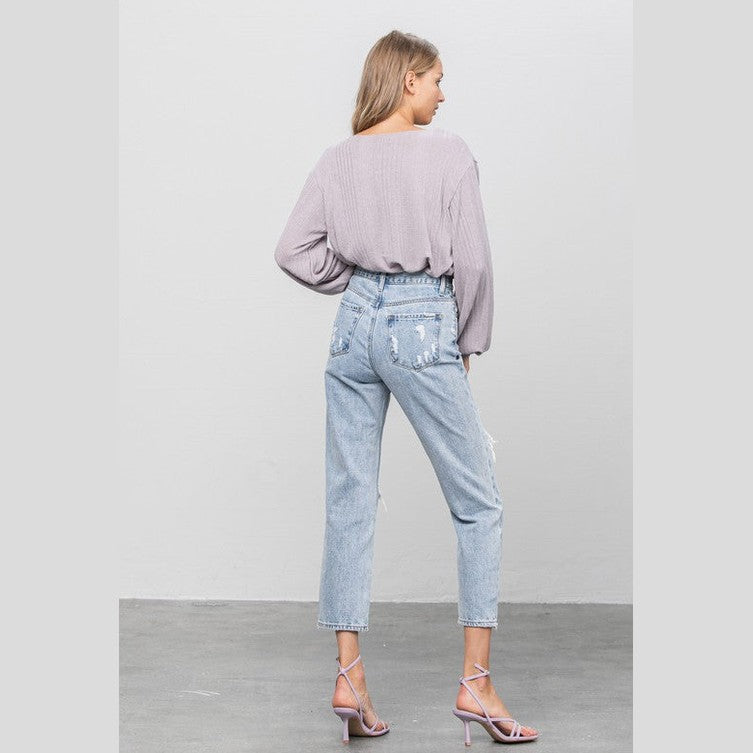 Denim Lab USA women's comfortable travel jeans in light wash with a trendy high-rise fit